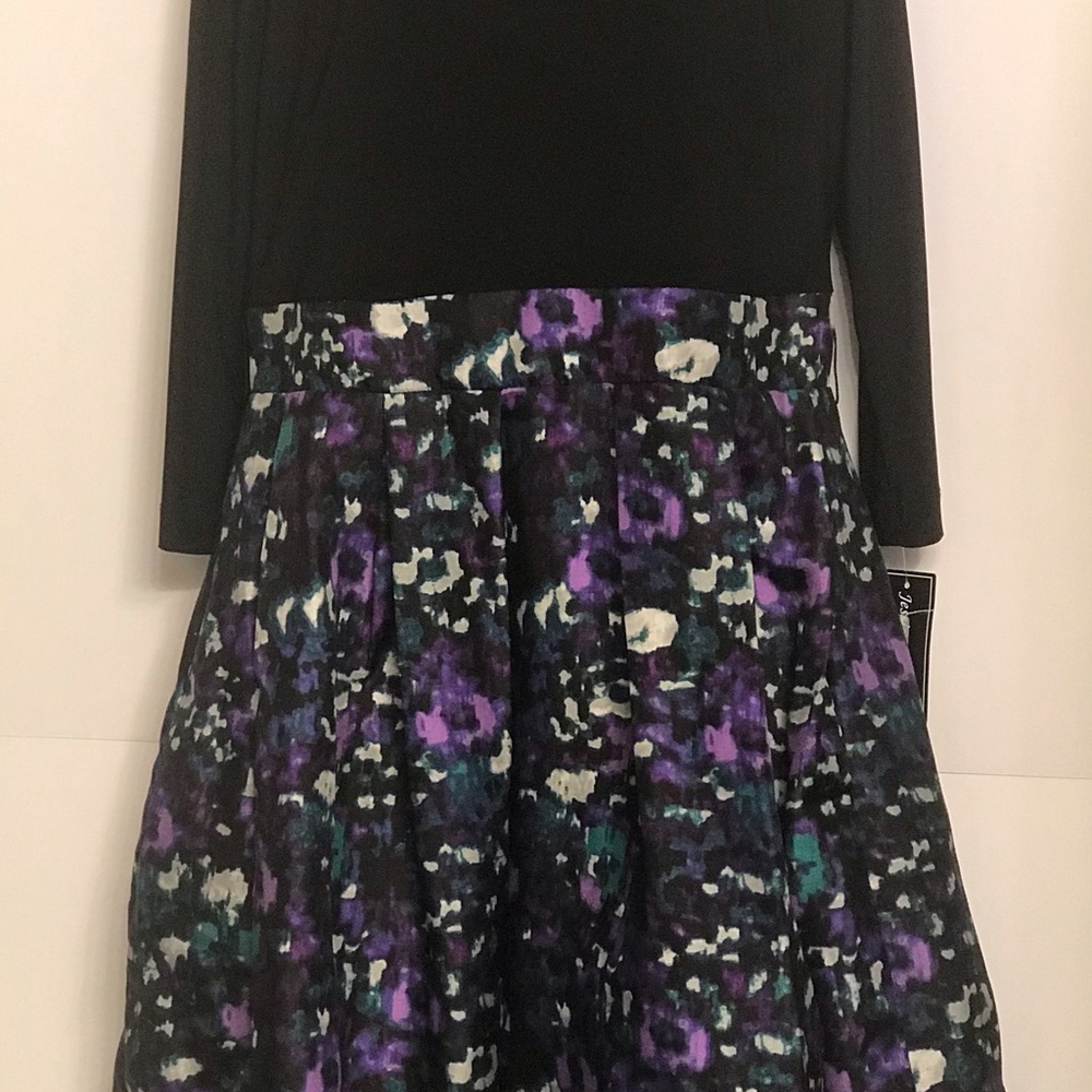 Jessica Howard floral and black printed dress